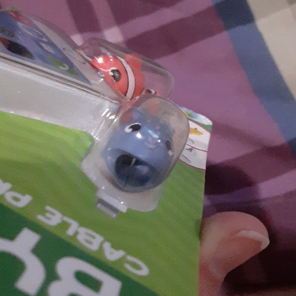 Tzumi Bytes Fish Cable Protectors, Set of 2 - Picture 6 of 7